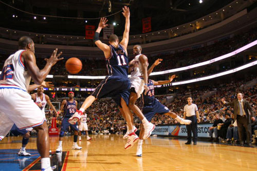 赛中多次于 赛中多次于