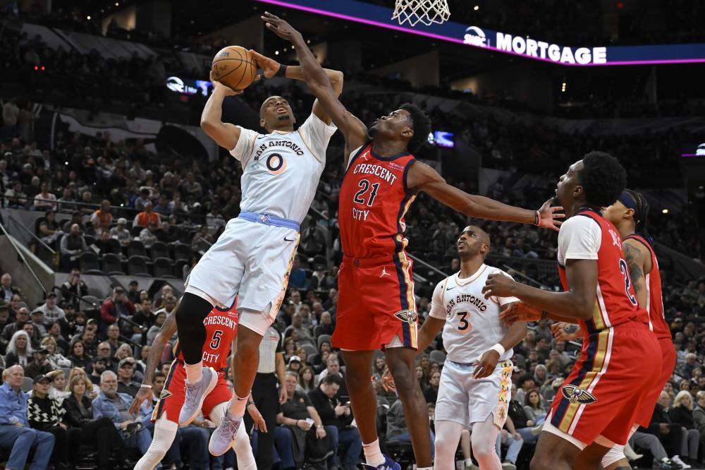 灯中心的主 灯中心的主