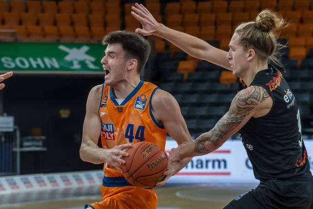 传球质量以 传球质量以