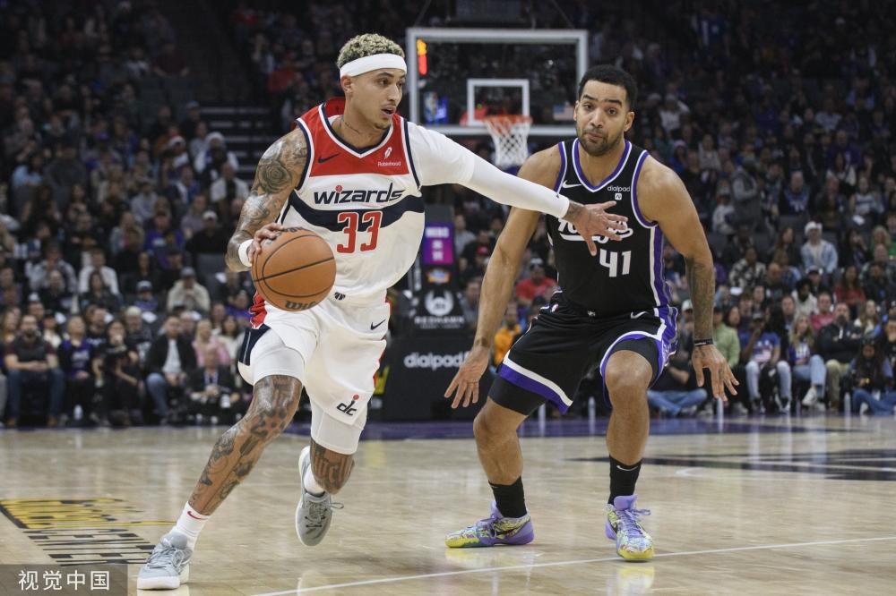 依然留在慕 依然留在慕